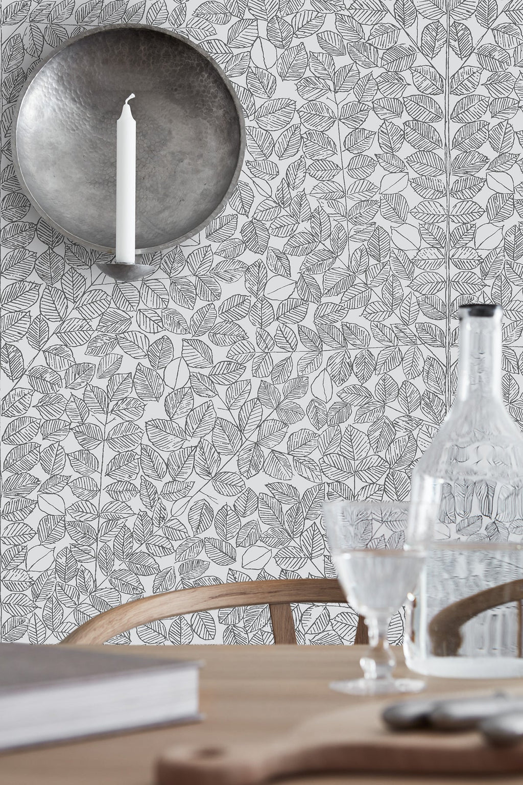 Wall Vision WV1766 Romans Black Leaf Wallpaper